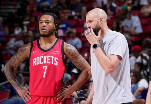 世俱杯冠军投注-抢断夏联第一！火箭捡漏19岁菜鸟 勇士湖人错过他