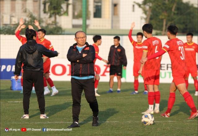 世俱杯冠军投注-越南主帅：击败中国超越泰国 队长称要为球迷送礼